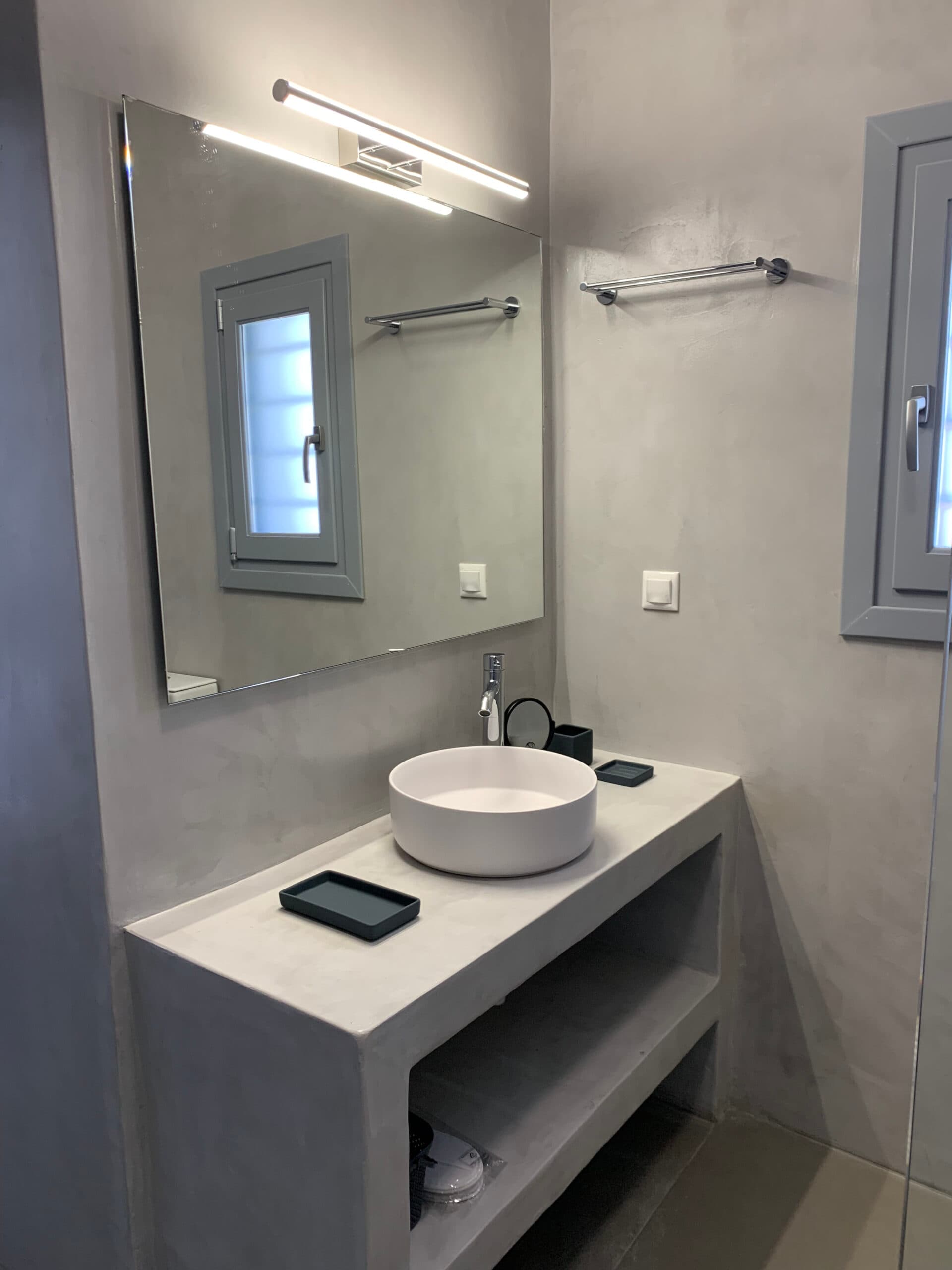 VROULIDIA room image 10