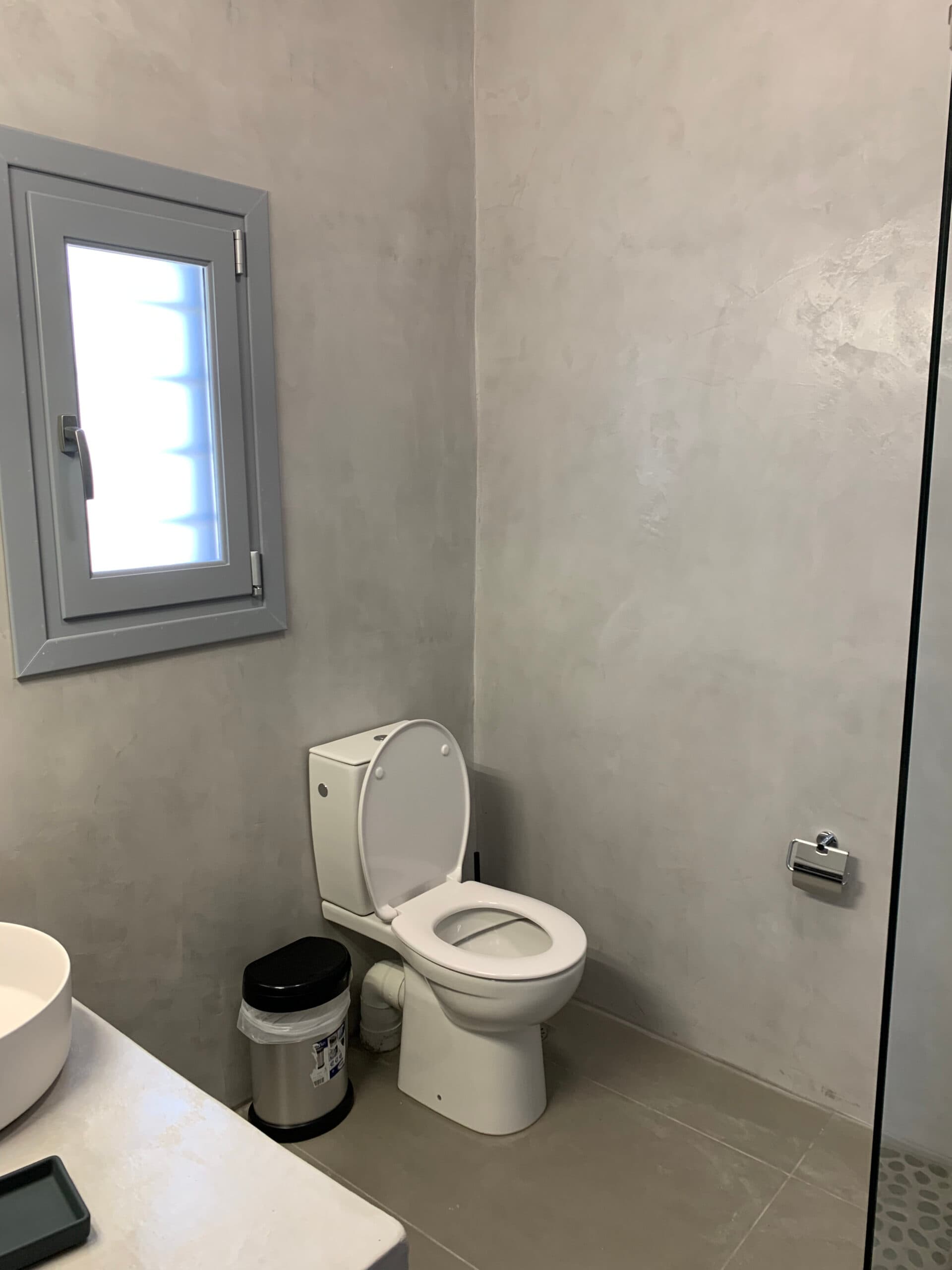 VROULIDIA room image 9