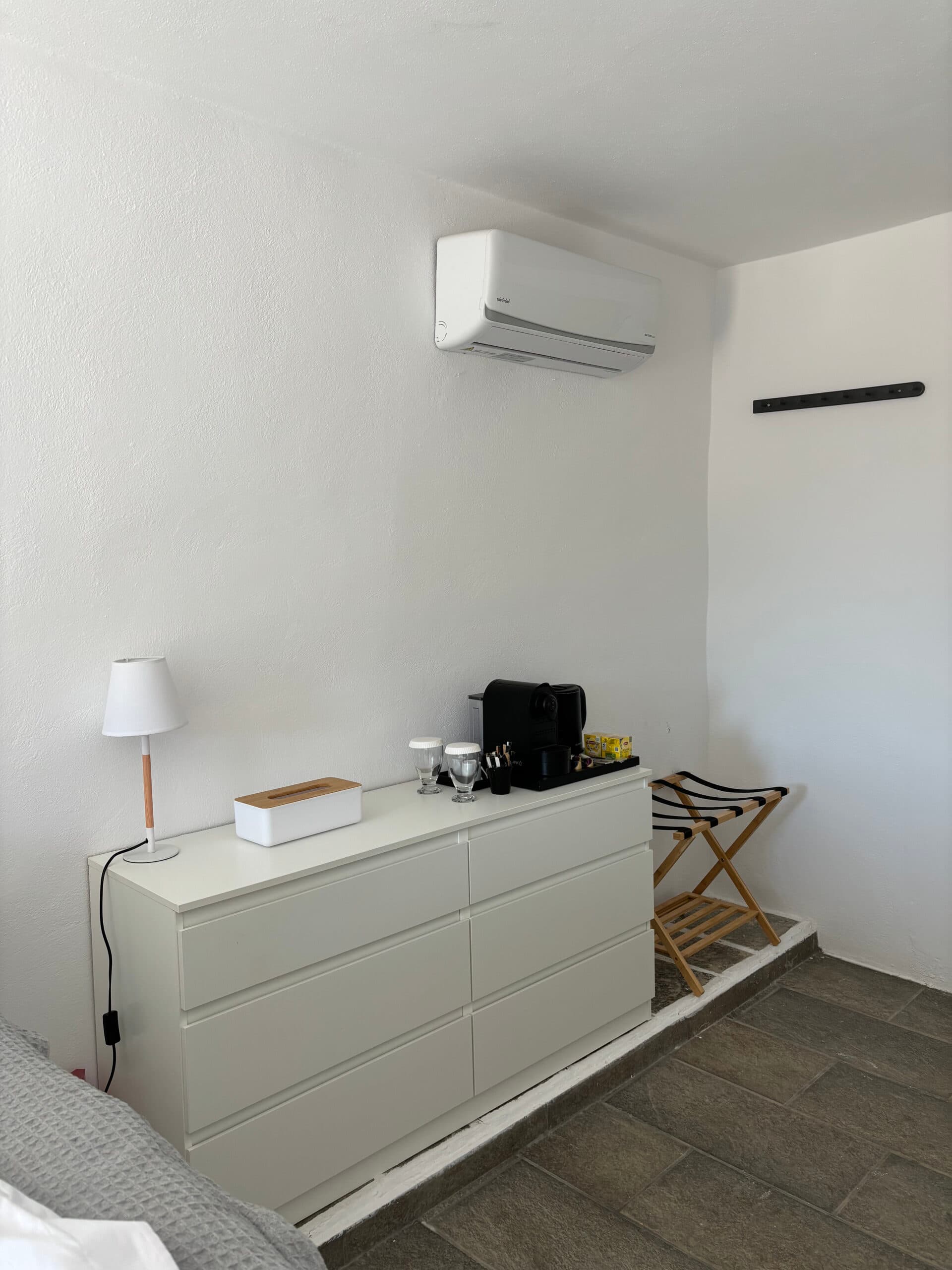 FASOLOU room image 4